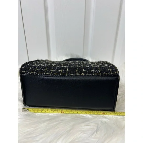 Badgley Mischka Medium Black and Cream Satchel with Structured Design - Picture 4 of 6